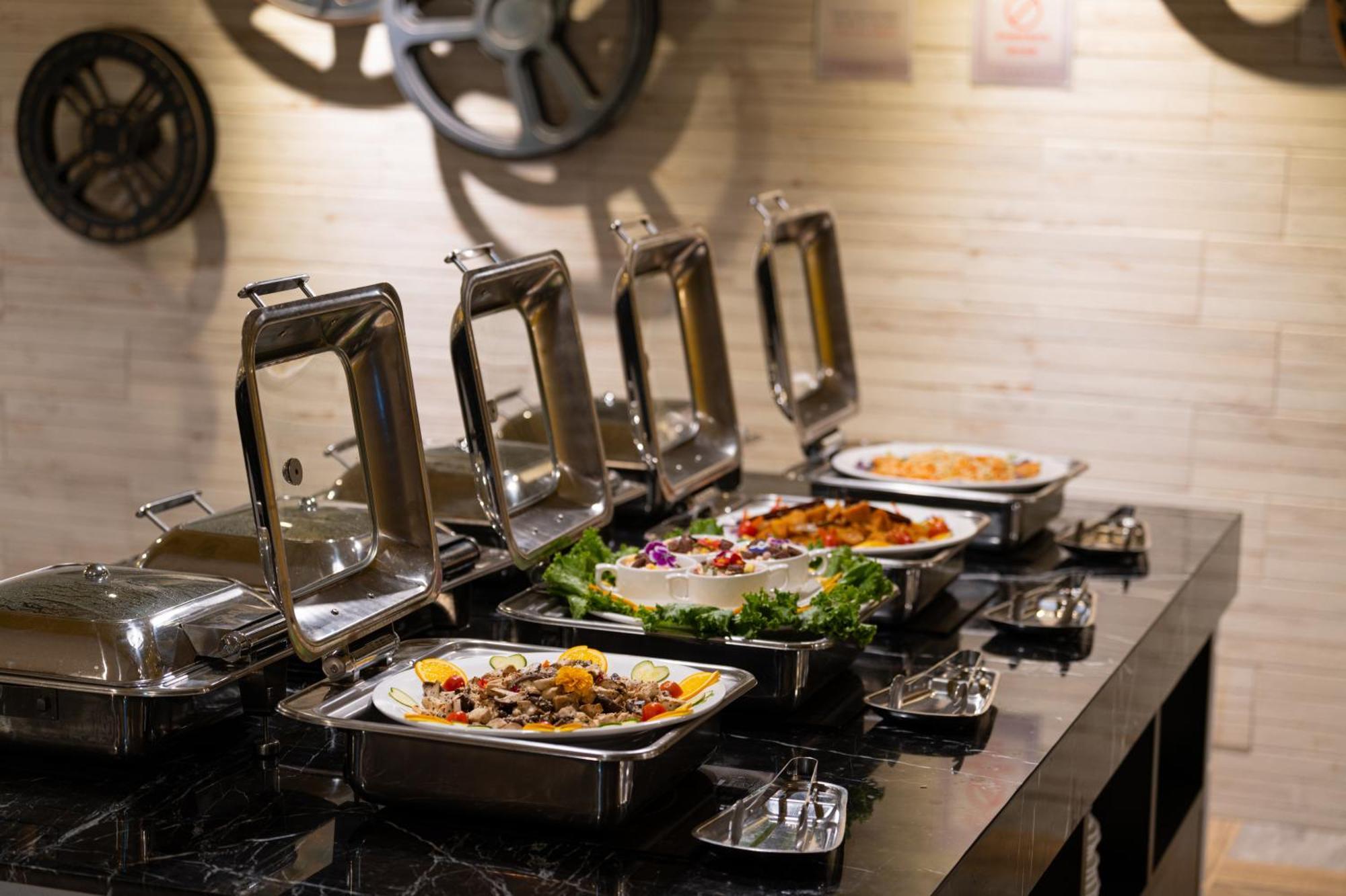 Ningcui Business Hotel Taichung Luaran gambar