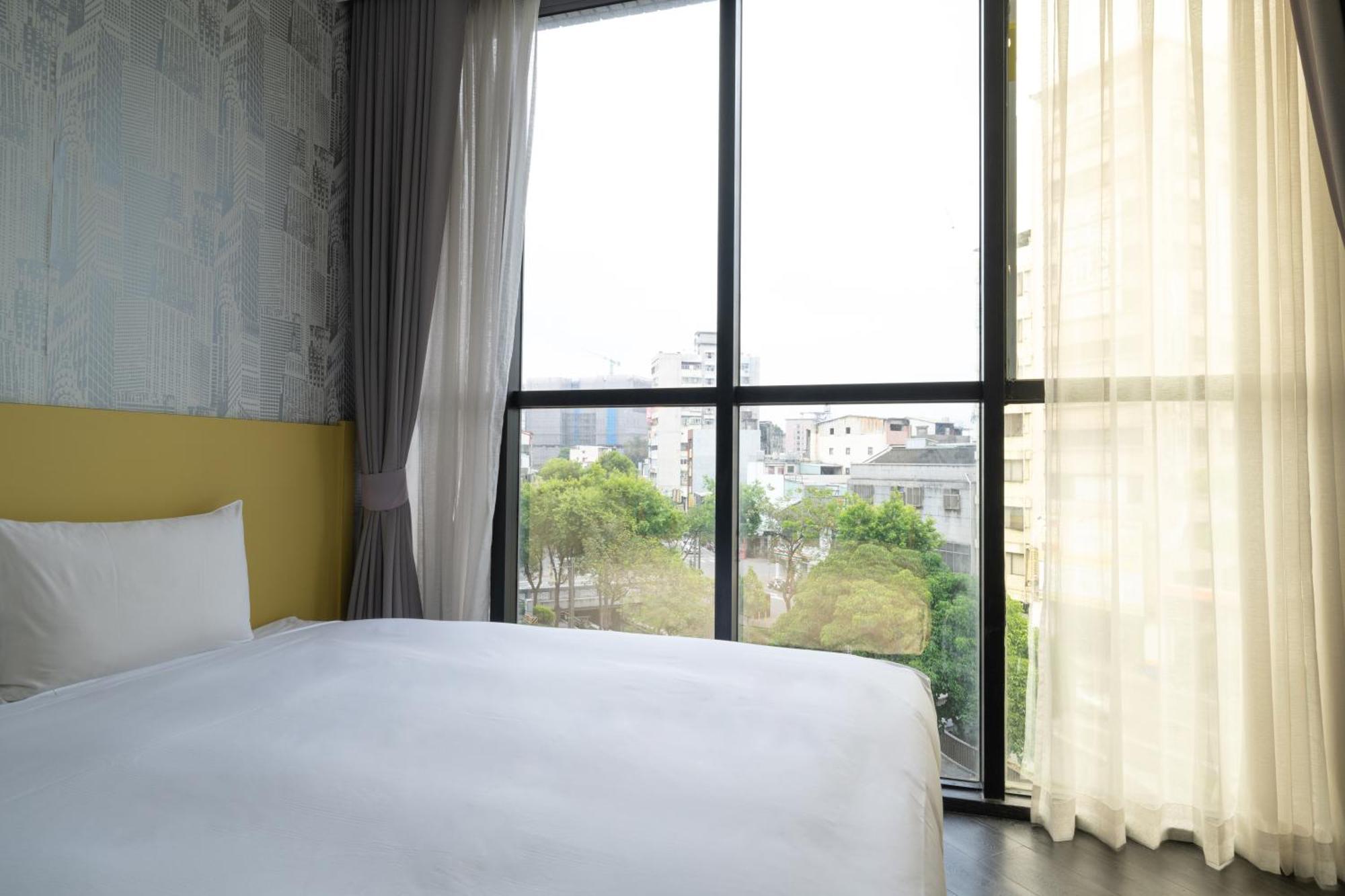 Ningcui Business Hotel Taichung Bilik gambar
