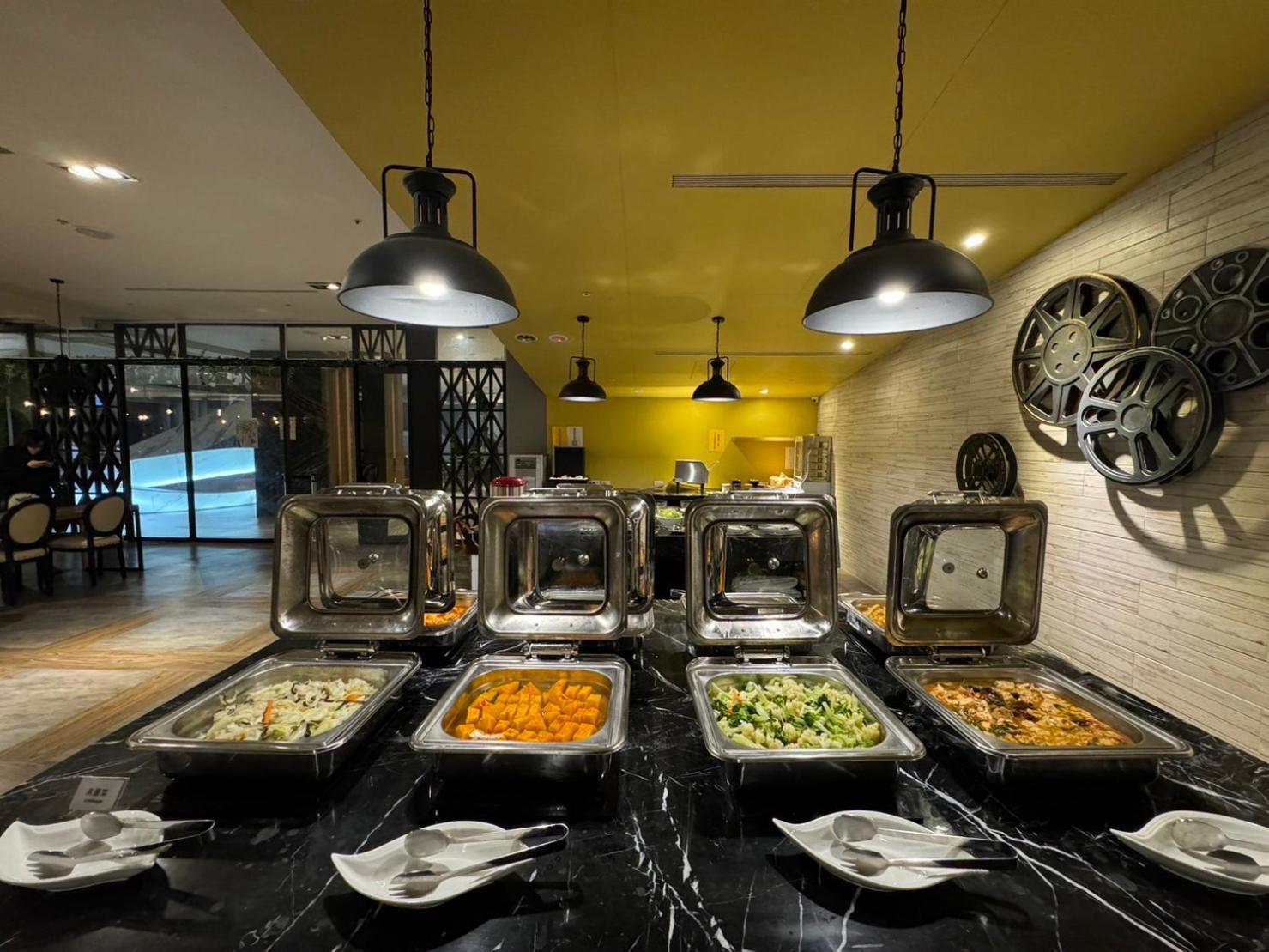 Ningcui Business Hotel Taichung Luaran gambar