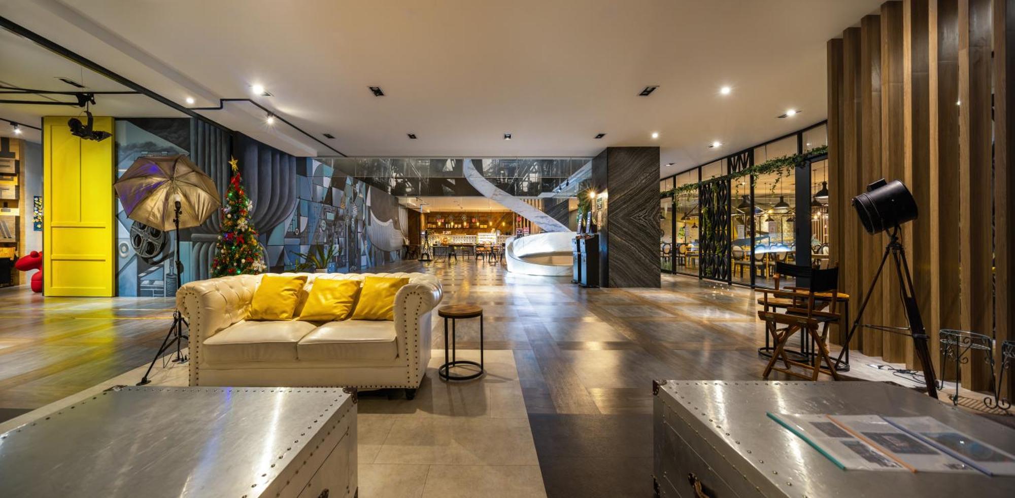 Ningcui Business Hotel Taichung Luaran gambar
