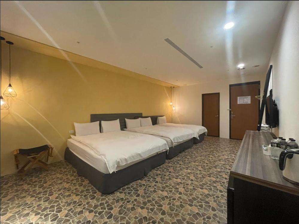 Ningcui Business Hotel Taichung Bilik gambar